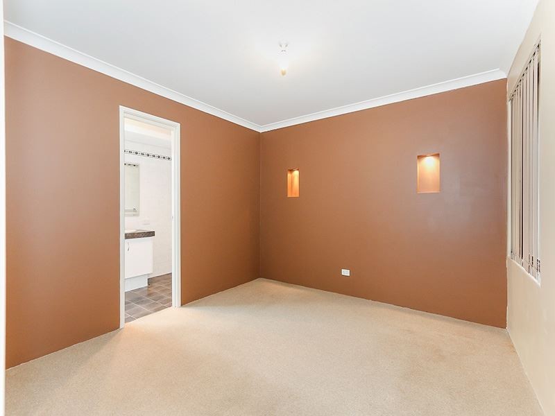 6 Koomba Rise, Bertram WA 6167