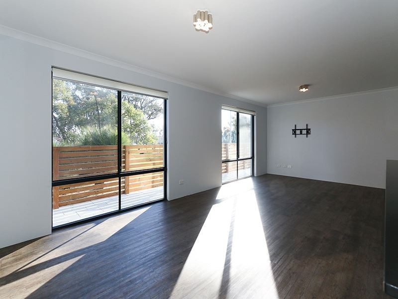 11A Fluellen Way, Hamilton Hill WA 6163