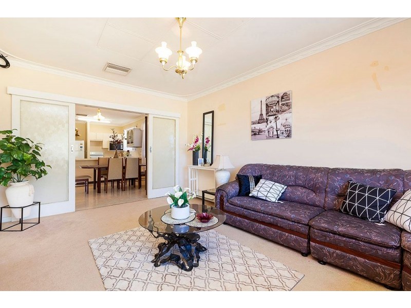 50 Fifth Ave, Beaconsfield WA 6162