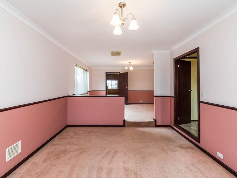 10 Hannah Place, Leeming WA 6149