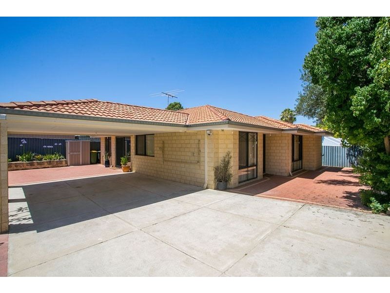 14A Oldham Crescent, Hilton WA 6163