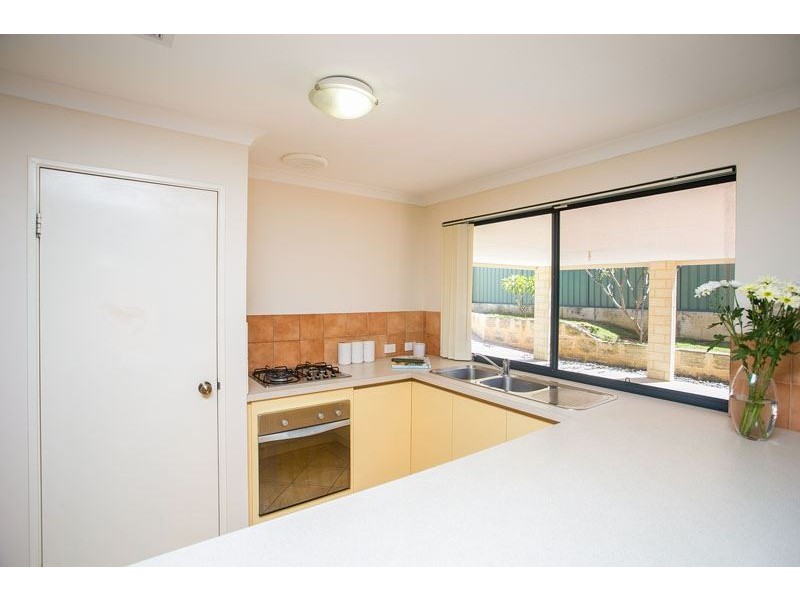 14A Oldham Crescent, Hilton WA 6163