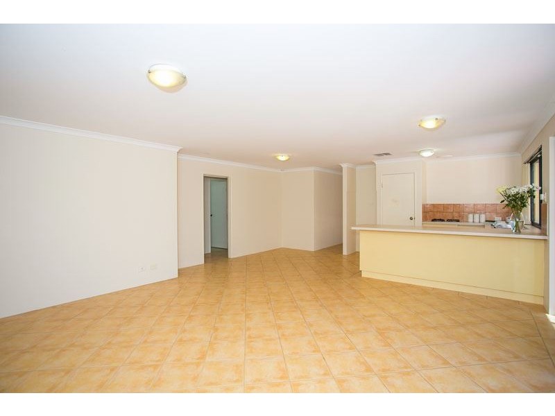 14A Oldham Crescent, Hilton WA 6163