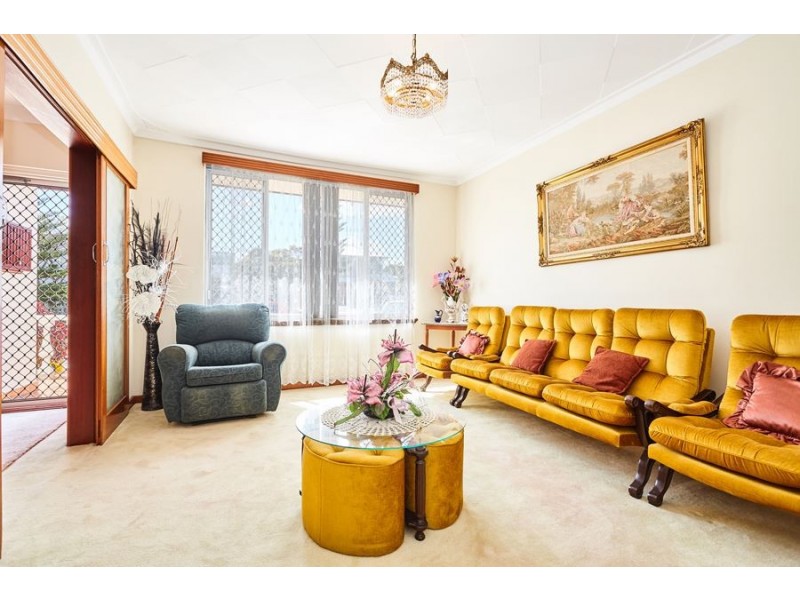 47 Stevens Street, White Gum Valley WA 6162