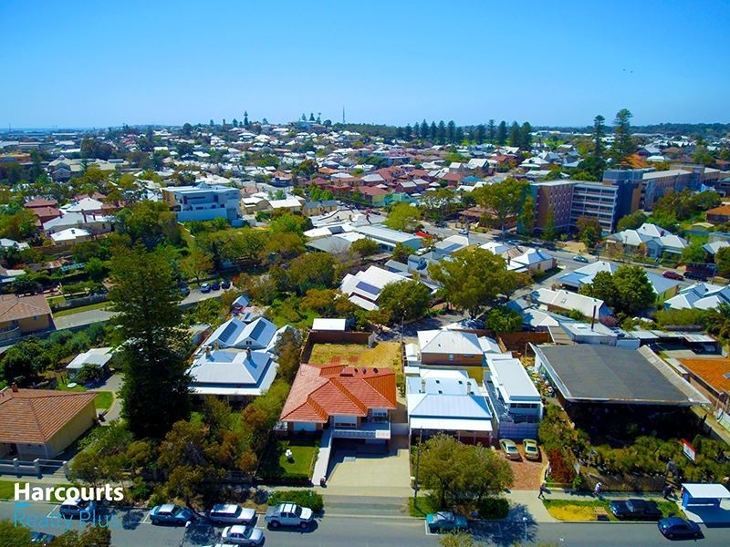 10 Henville Street, Fremantle WA 6160