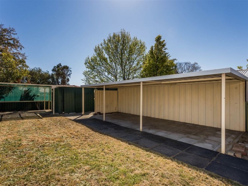15 Fitzwater Way, Spearwood WA 6163