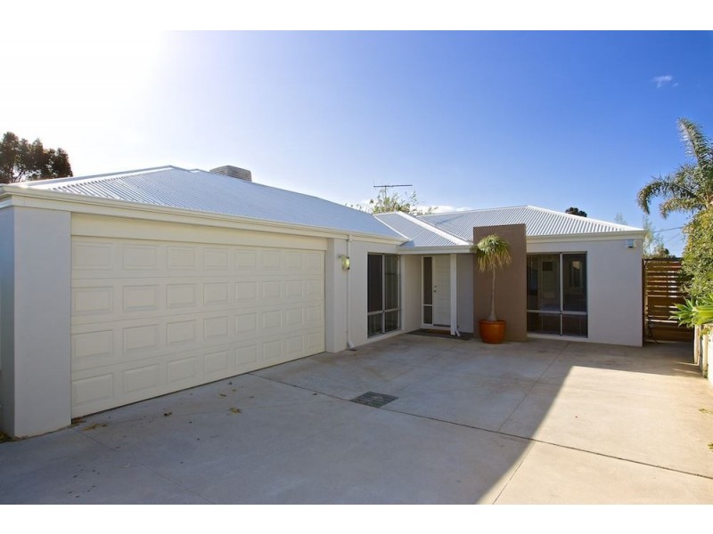 14A Erpingham Road, Hamilton Hill WA 6163