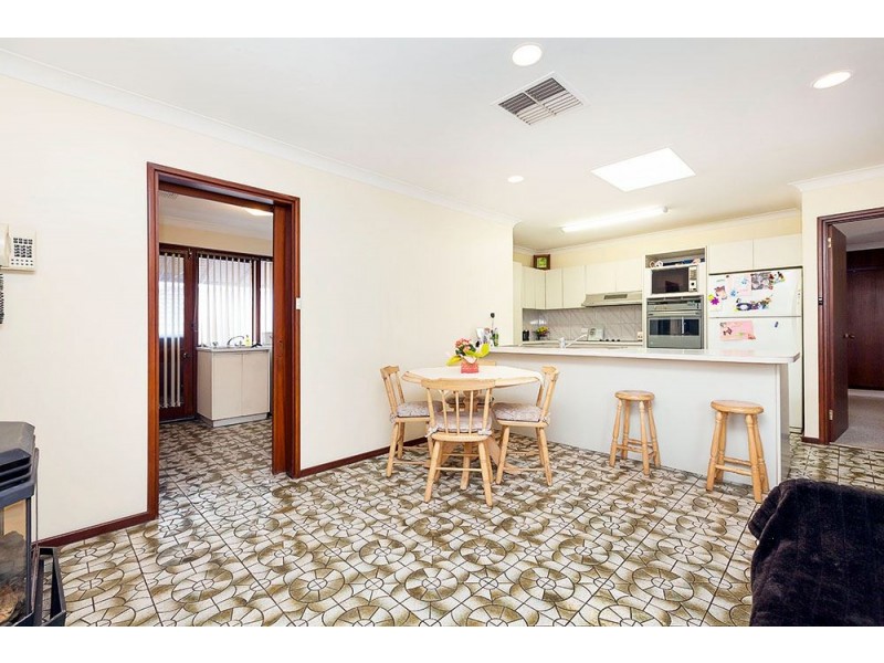 25 Dodd Street, Hamilton Hill WA 6163