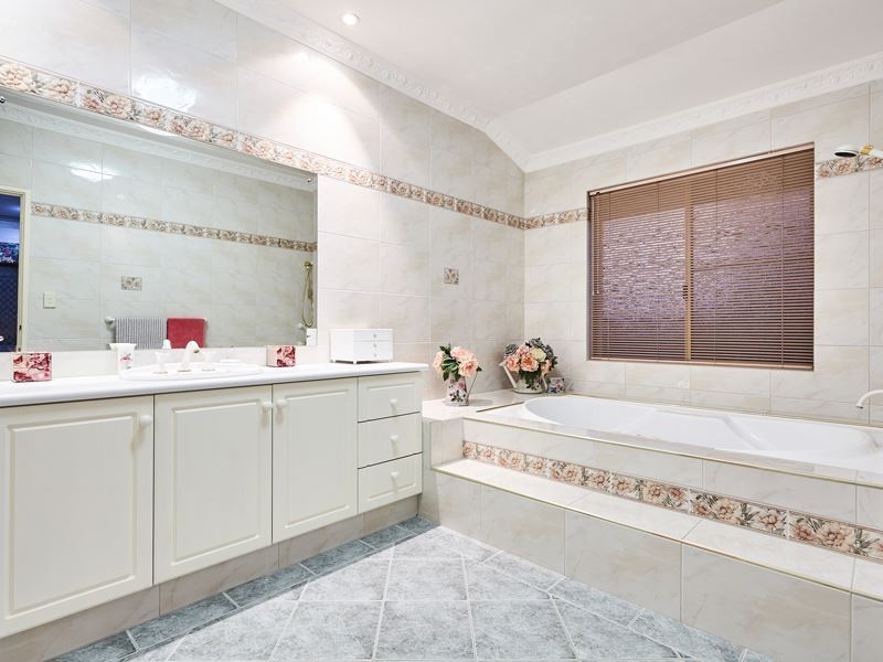 21 Constitution Gardens, Bibra Lake WA 6163