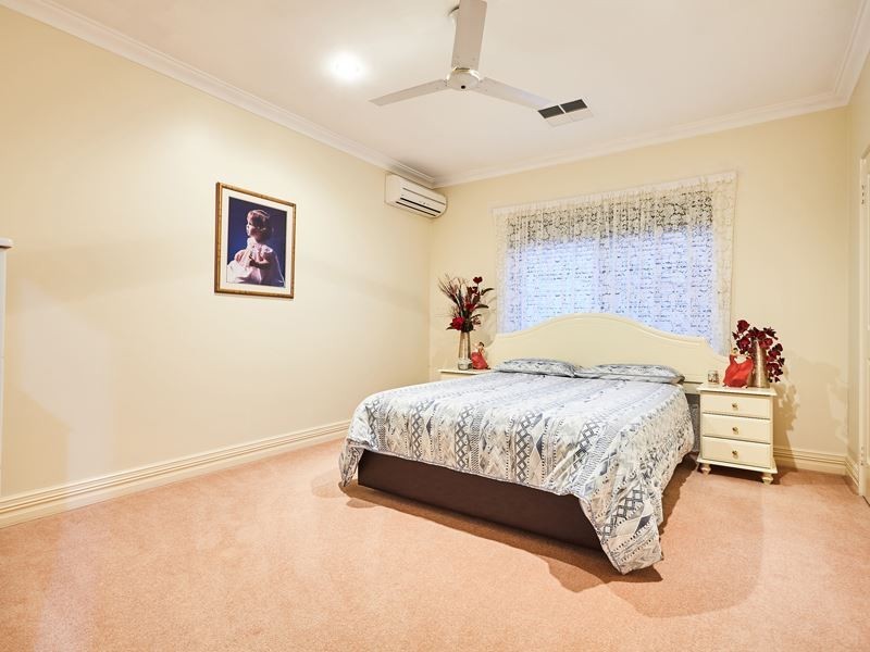 21 Constitution Gardens, Bibra Lake WA 6163