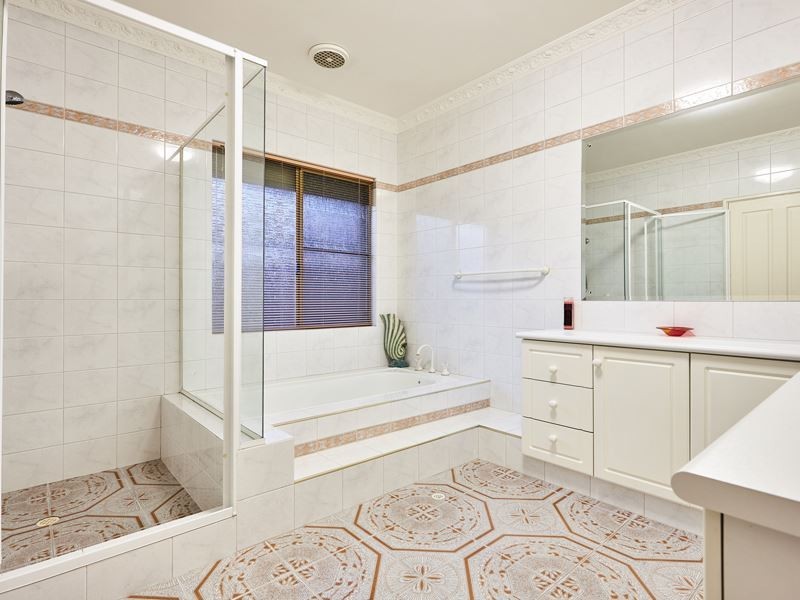 21 Constitution Gardens, Bibra Lake WA 6163