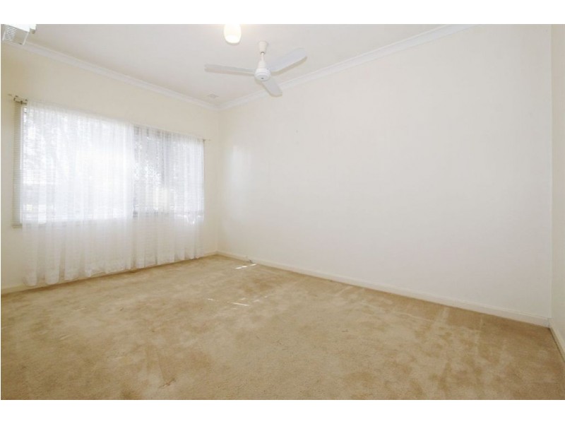 9 Leontes Way, Coolbellup WA 6163