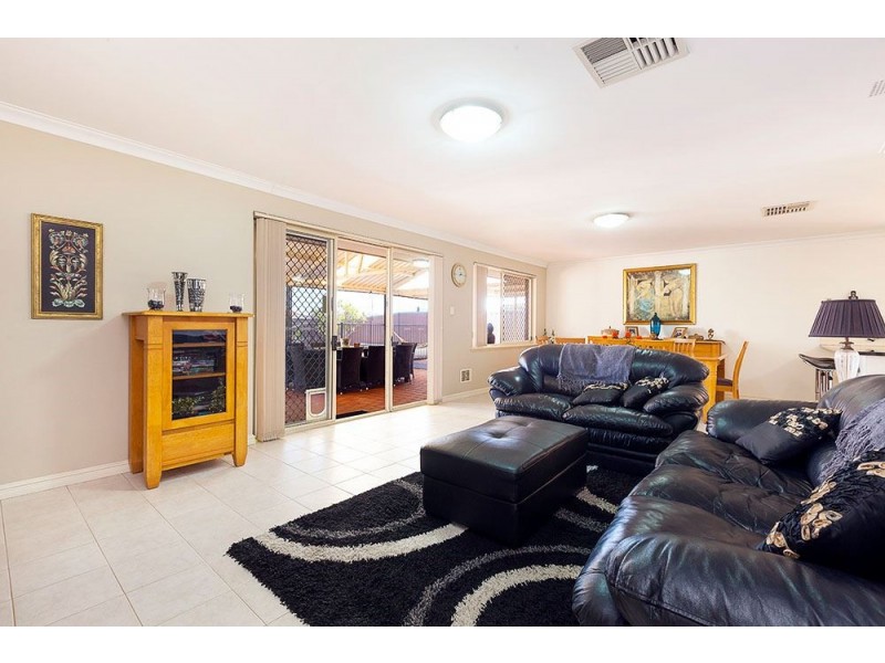 10 Waylen Square, Beeliar WA 6164