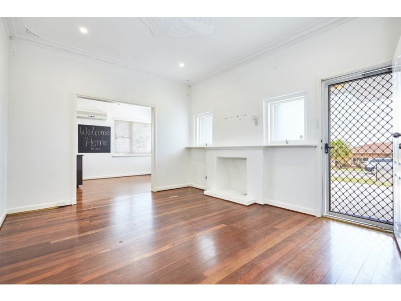 20 Arthur Road, Hamilton Hill WA 6163