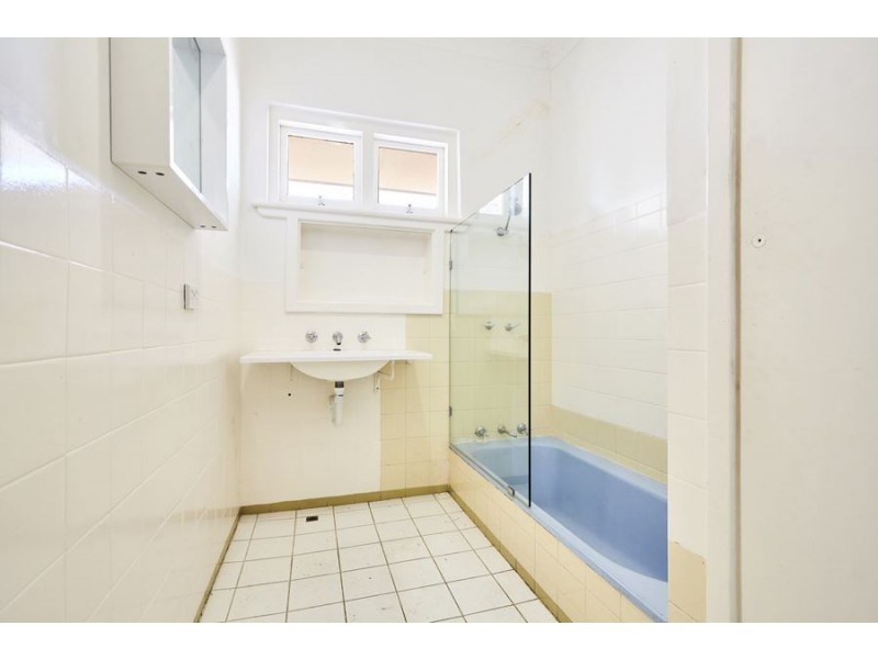 20 Arthur Road, Hamilton Hill WA 6163