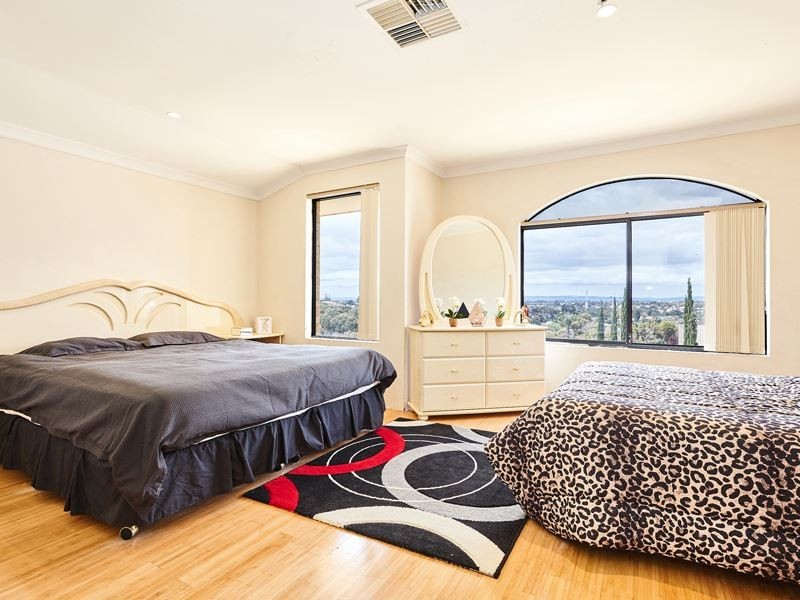 12 Tindal Avenue, Yangebup WA 6164