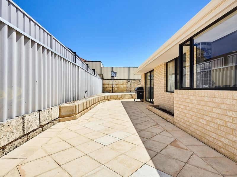 12 Tindal Avenue, Yangebup WA 6164