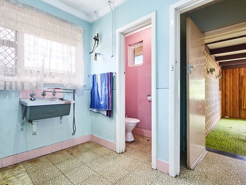 31 Fulton Street, Hamilton Hill WA 6163