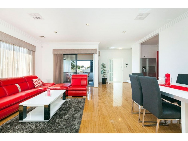 75 Tindal Avenue, Beeliar WA 6164