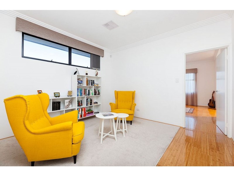 75 Tindal Avenue, Beeliar WA 6164