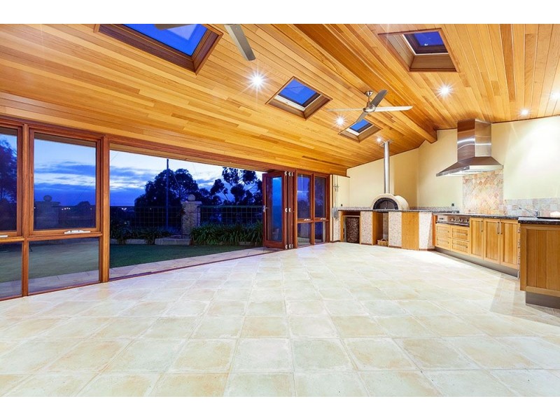 11 Kingston Heath Mews, Jandakot WA 6164