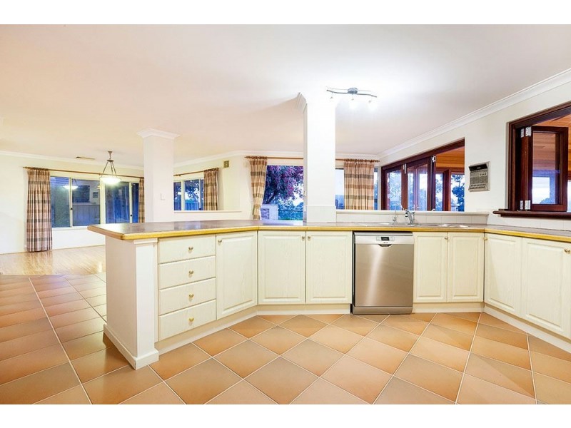 11 Kingston Heath Mews, Jandakot WA 6164