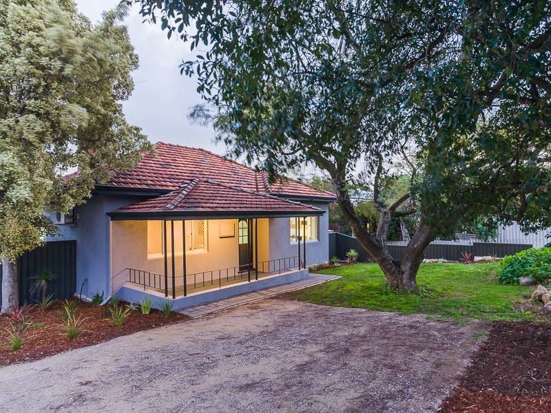 1/121 Healy Rd, Hamilton Hill WA 6163