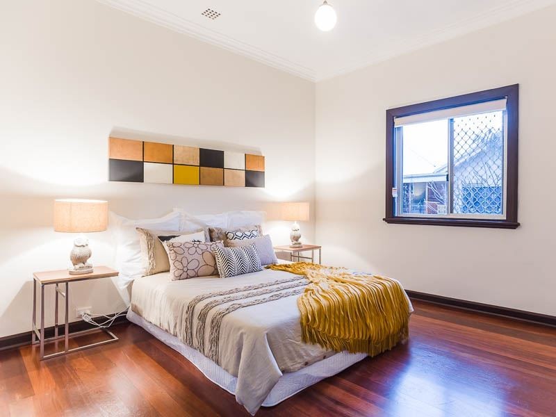 1/121 Healy Rd, Hamilton Hill WA 6163