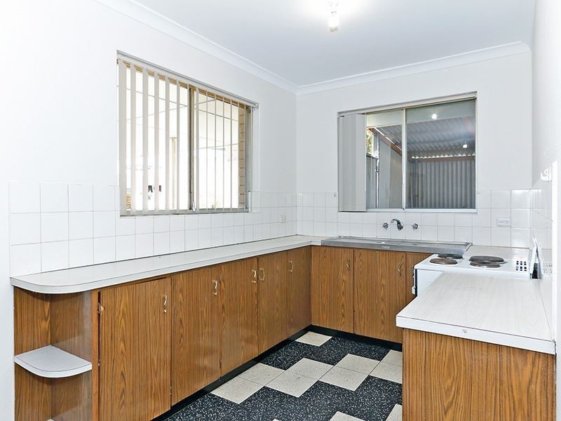 51B Hamilton Rd, Hamilton Hill WA 6163