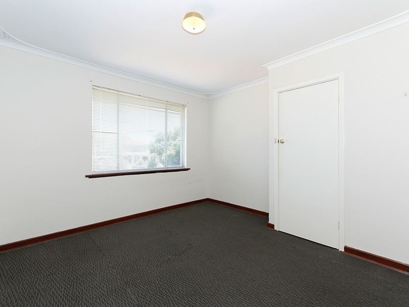 51B Hamilton Rd, Hamilton Hill WA 6163