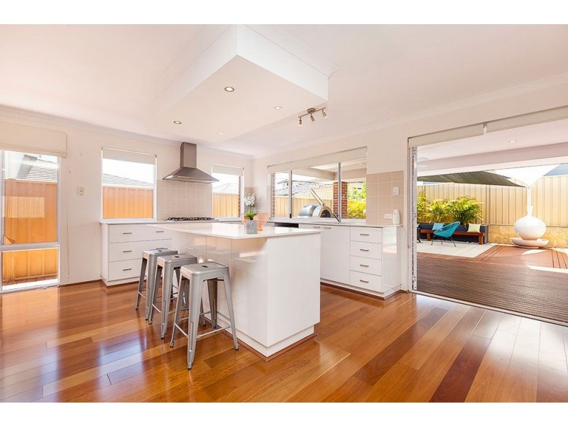 17 Redheart Way, Beeliar WA 6164