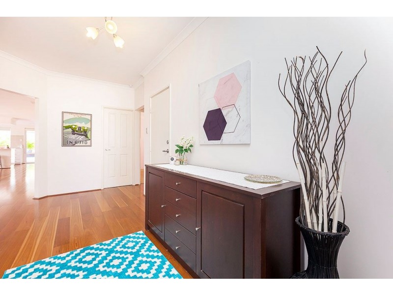 17 Redheart Way, Beeliar WA 6164