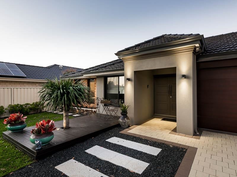 3 Daviesia Turn, Success WA 6164