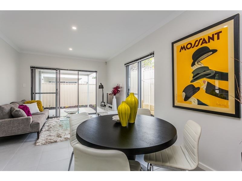 1/15 Hood St, Hamilton Hill WA 6163