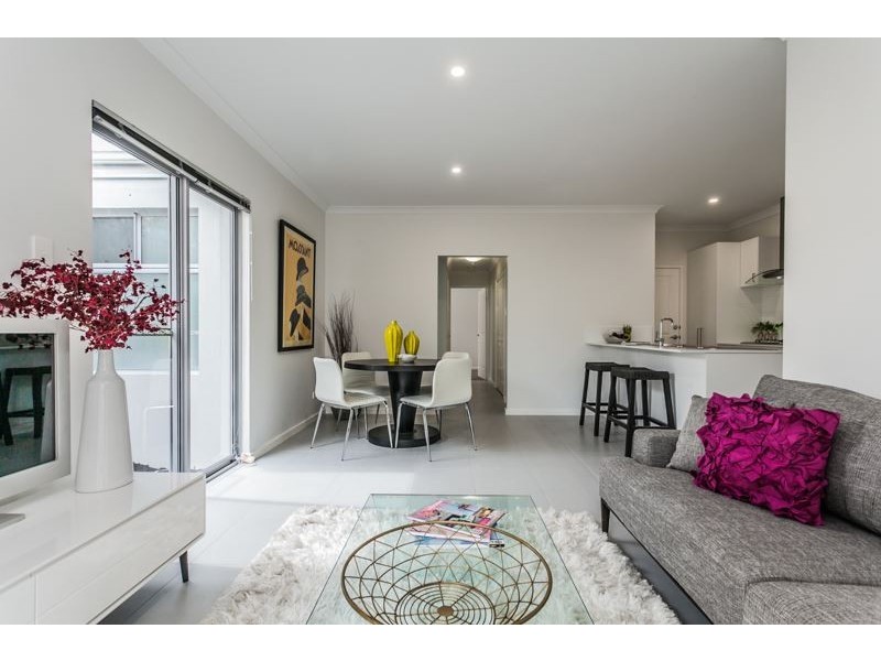 1/15 Hood St, Hamilton Hill WA 6163