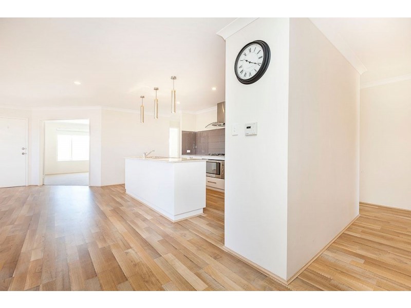 206 Hamilton Road, Spearwood WA 6163