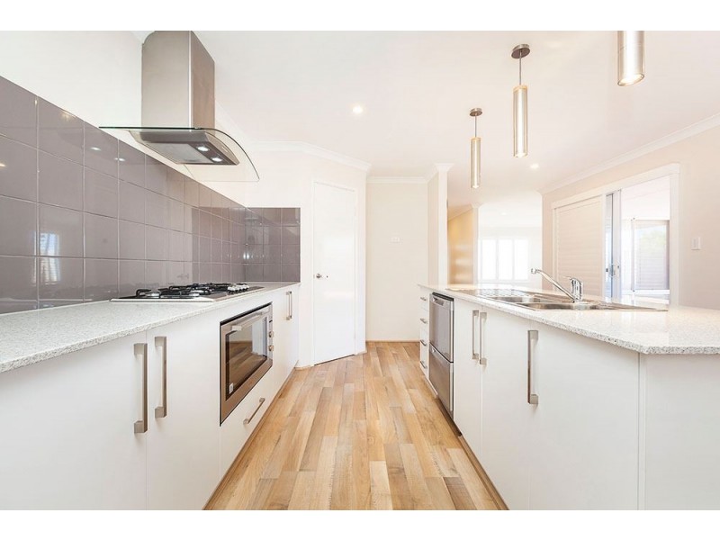 206 Hamilton Road, Spearwood WA 6163