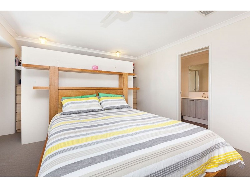 8 Blossom Chase, Aubin Grove WA 6164