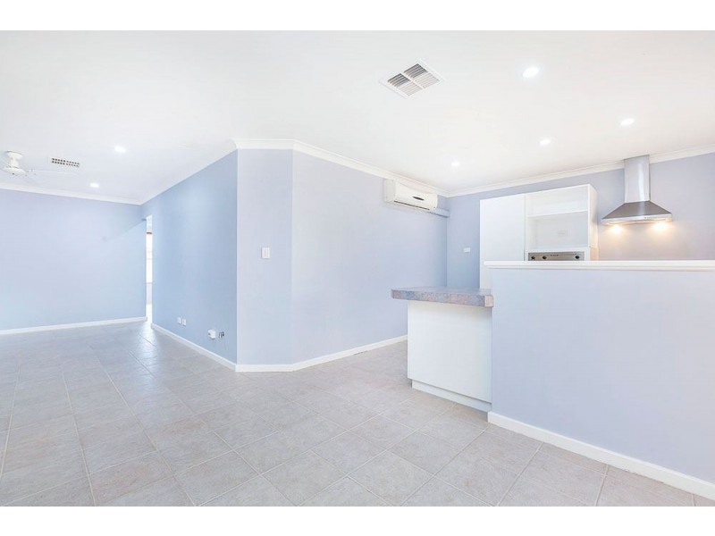 2/68 Garden Road, Spearwood WA 6163