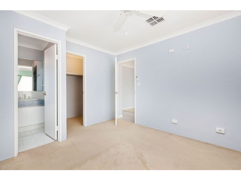 2/68 Garden Road, Spearwood WA 6163