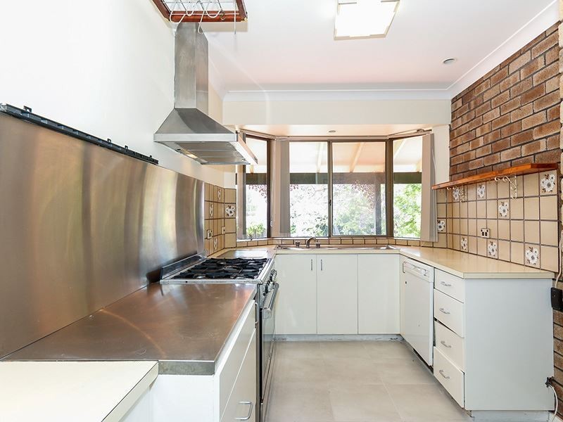 3 Ives Close, Samson WA 6163