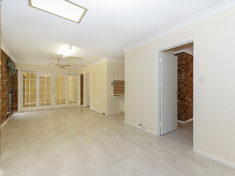 3 Ives Close, Samson WA 6163
