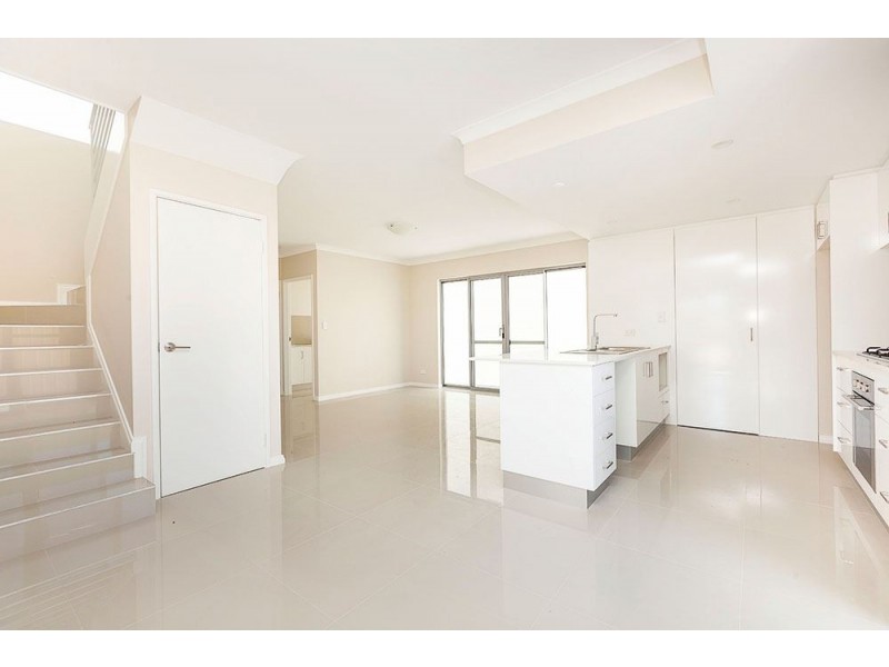 41 & 41A Azelia Road, Spearwood WA 6163