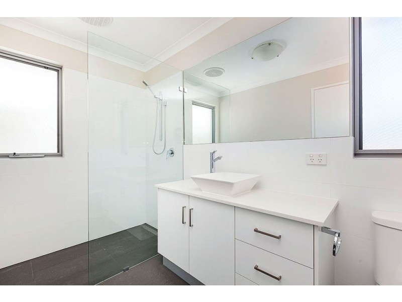 41 & 41A Azelia Road, Spearwood WA 6163