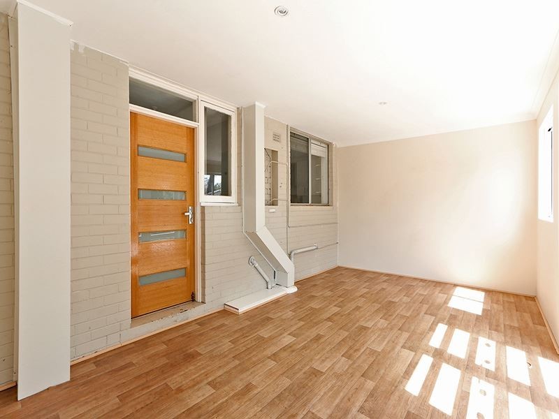 22 Harfleur Place, Hamilton Hill WA 6163