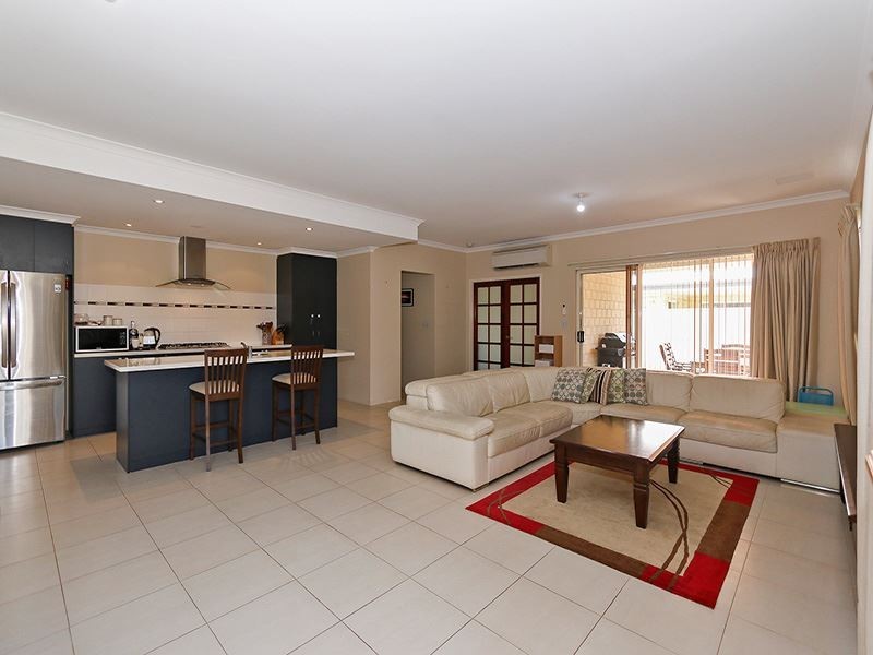 23 Baler Court, Hammond Park WA 6164