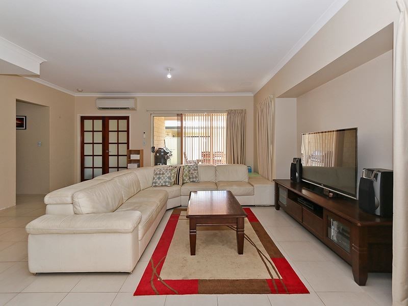 23 Baler Court, Hammond Park WA 6164