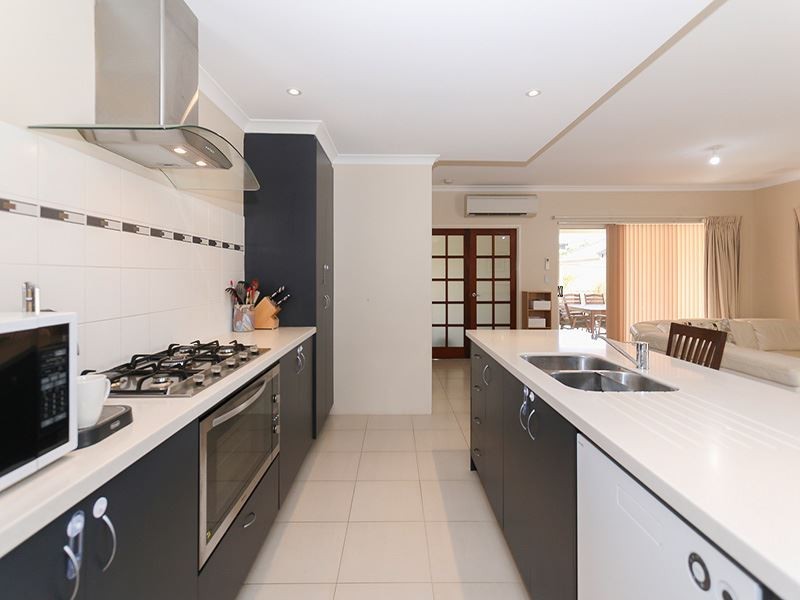 23 Baler Court, Hammond Park WA 6164