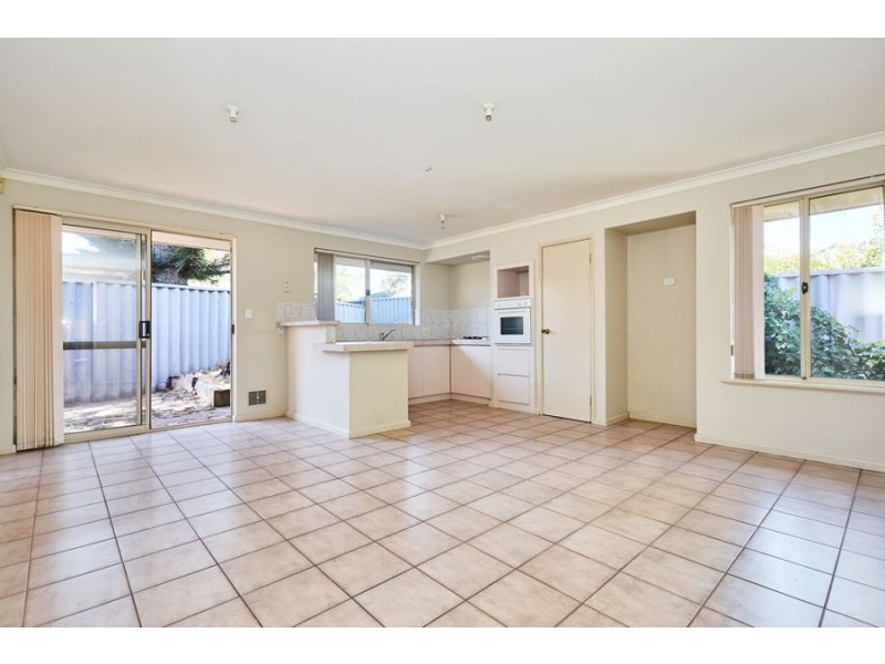 3/104 Forrest Road, Hamilton Hill WA 6163