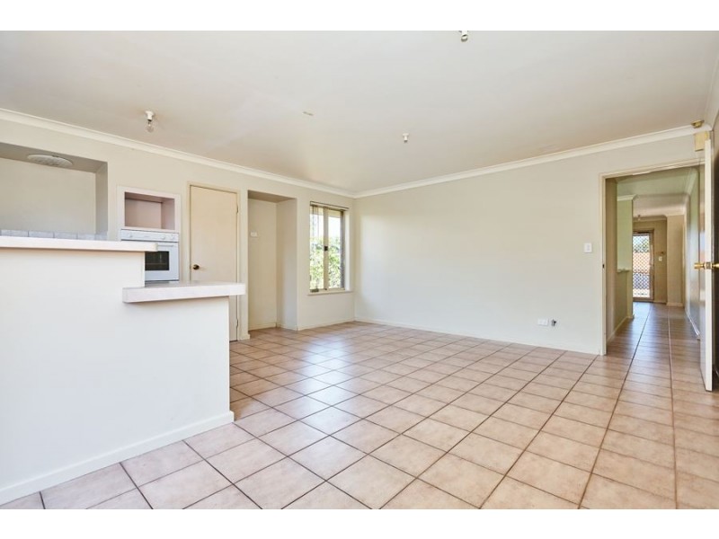 3/104 Forrest Road, Hamilton Hill WA 6163